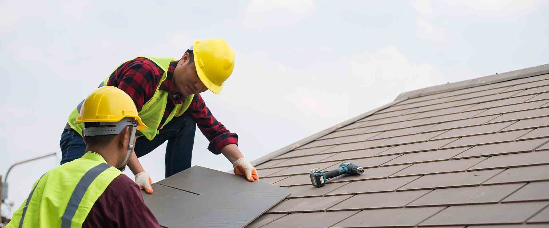 What should i look for when hiring a roofer?