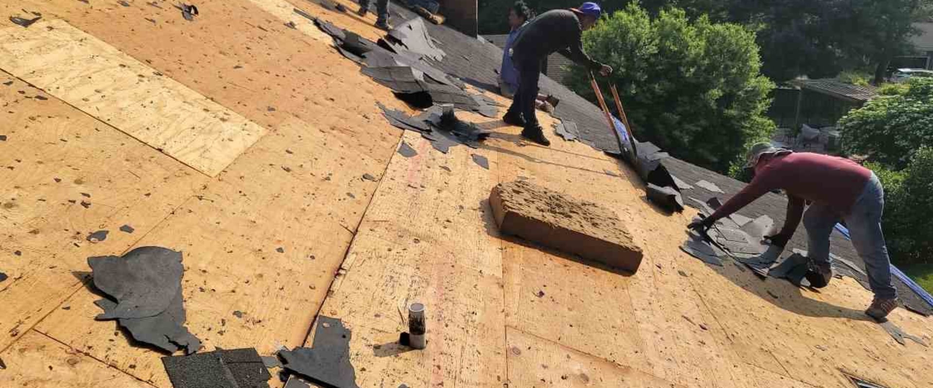 How do you prepare a roof for installation?