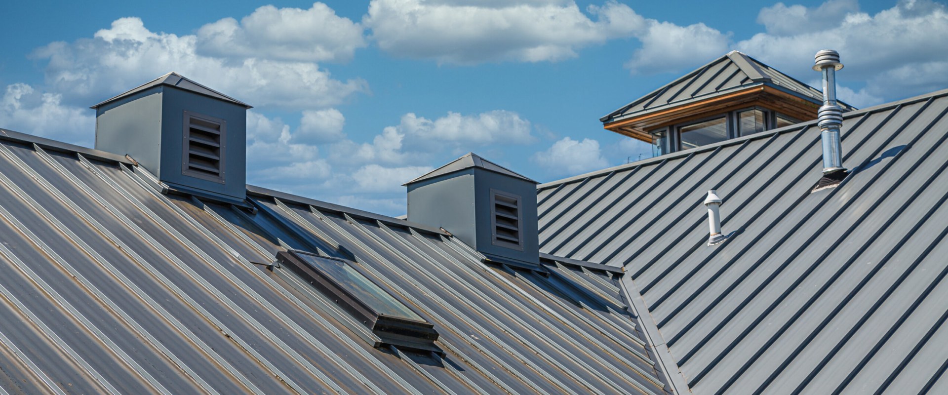 What is the downfall of a metal roof?